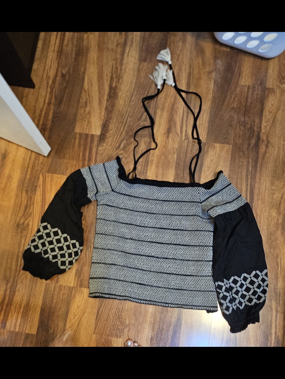 Inc Off-Shoulder Black and White Smocked Patterned Blouse with Balloon Sleeves - Picture 2 of 6